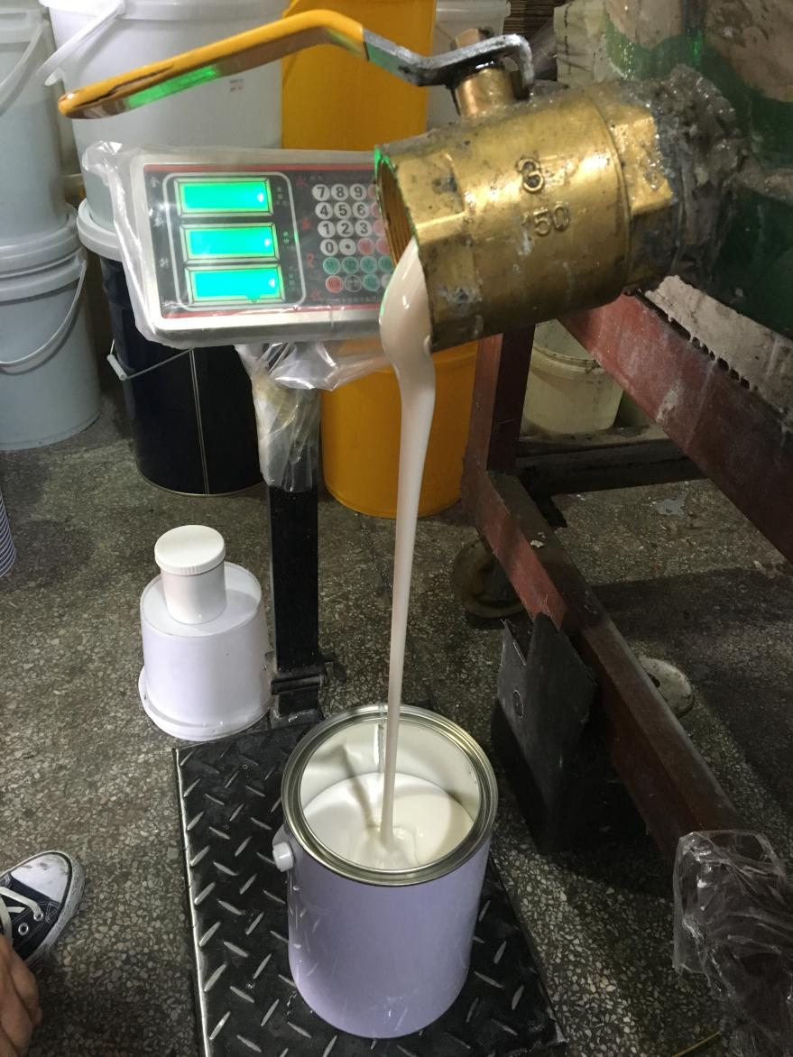 液態(tài)硅膠產(chǎn)品出現(xiàn)流紋路的原因是什么？