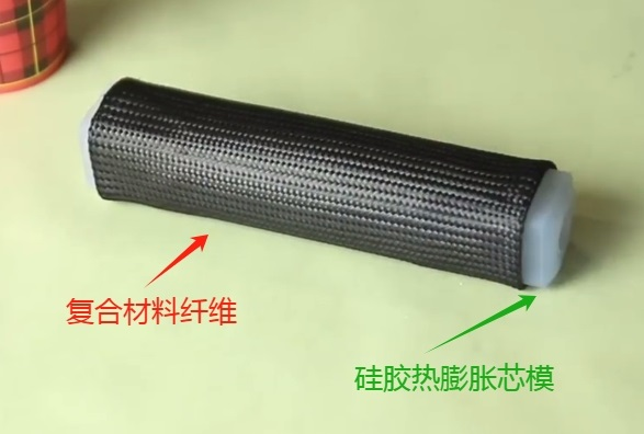 定制化時代如何選擇碳纖維復(fù)合材料成型工藝中用的硅橡膠？